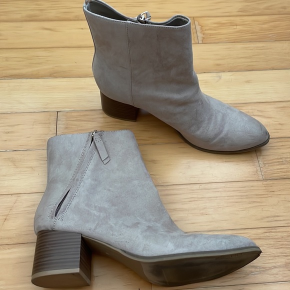 Old Navy Faux Suede Ankle Boots - Picture 4 of 9